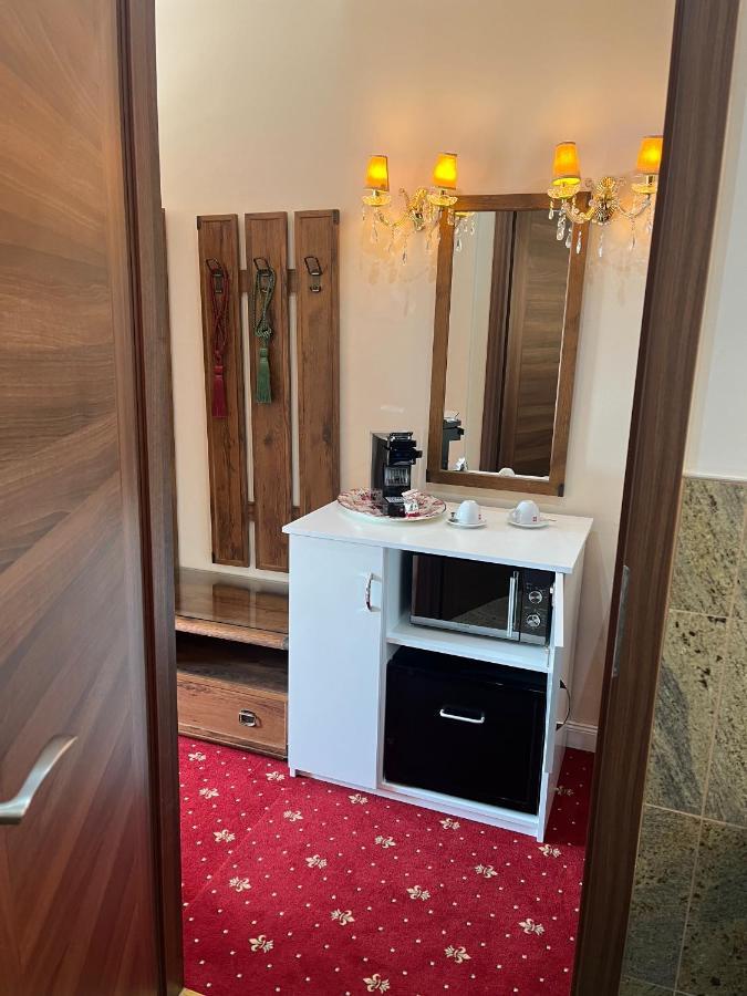 Hotel Al Faro Lodge Am See Подерсдорф-ам-Зе Екстер'єр фото