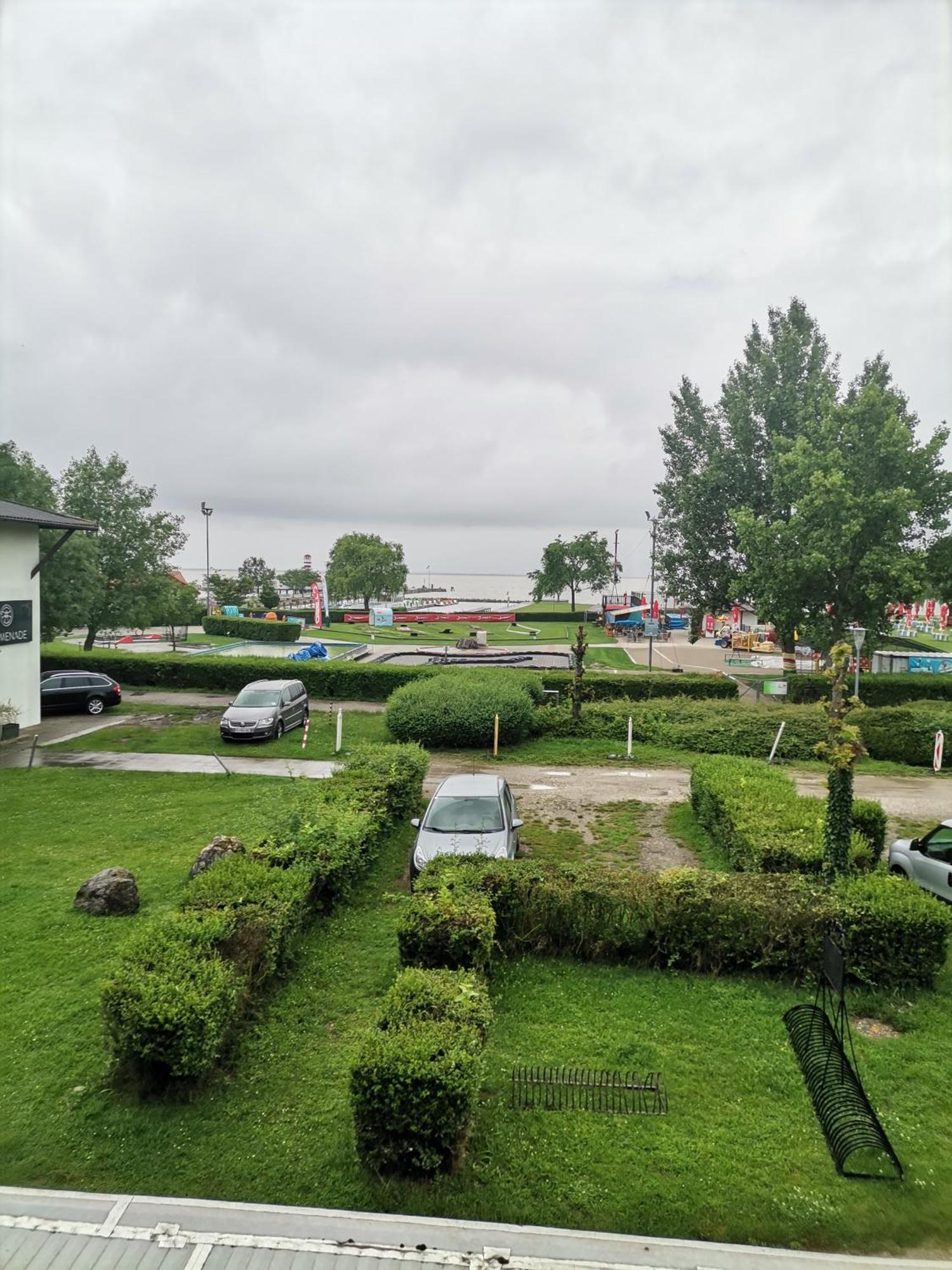Hotel Al Faro Lodge Am See Подерсдорф-ам-Зе Екстер'єр фото
